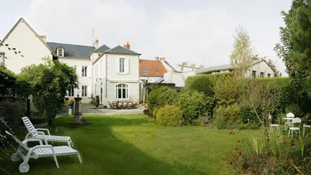 Amphore Du Berry Saint-Amand-Mont-Rond Екстериор снимка